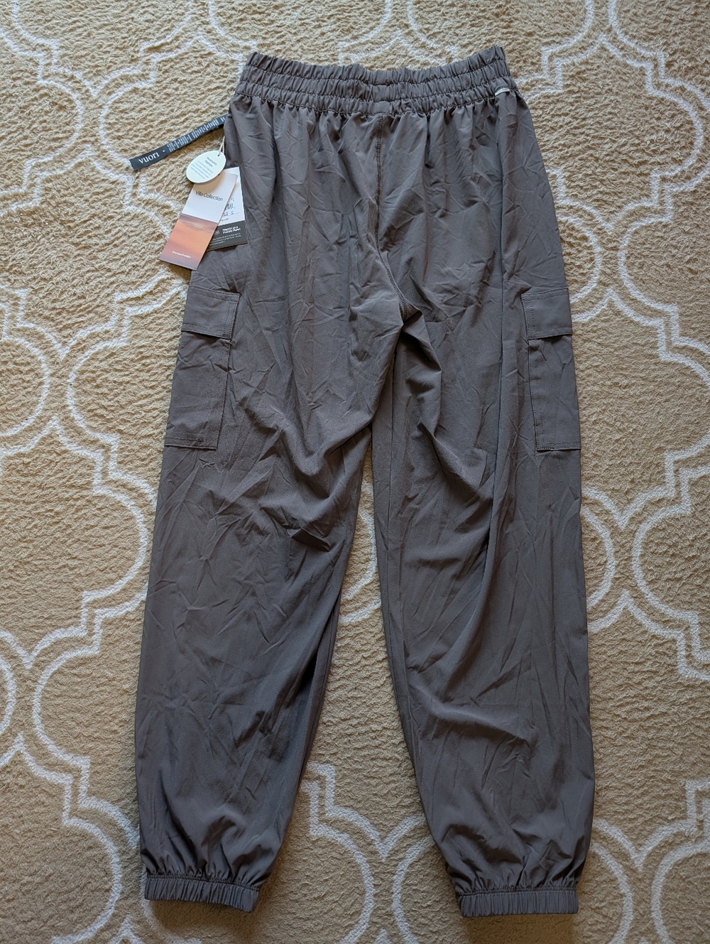 Vuori Villa Cargo Jogger Chia NWT - Picture 3 of 8